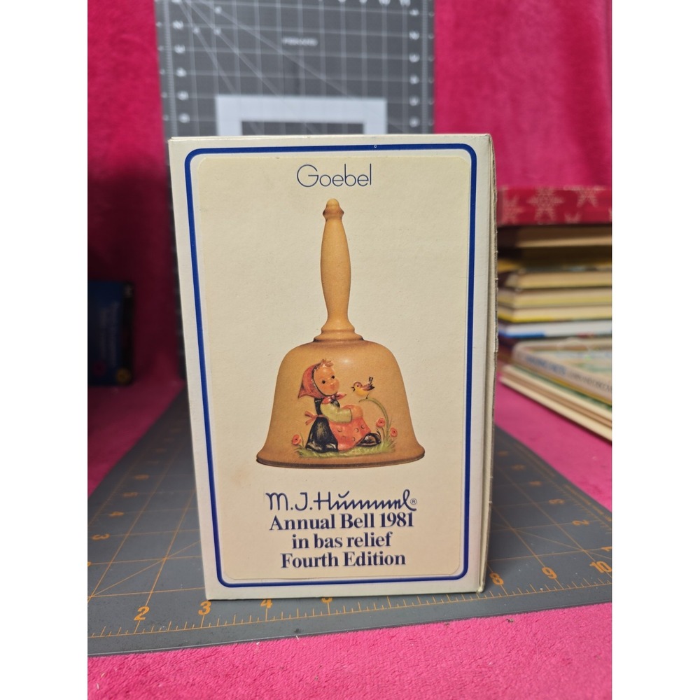 M.J. Hummel Fourth Edition Bell Has Original Box Goebel 1981 In Bas Relief New